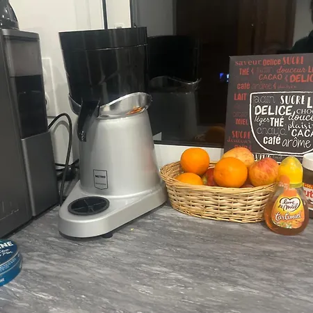 ホームステイ Les De Marie *